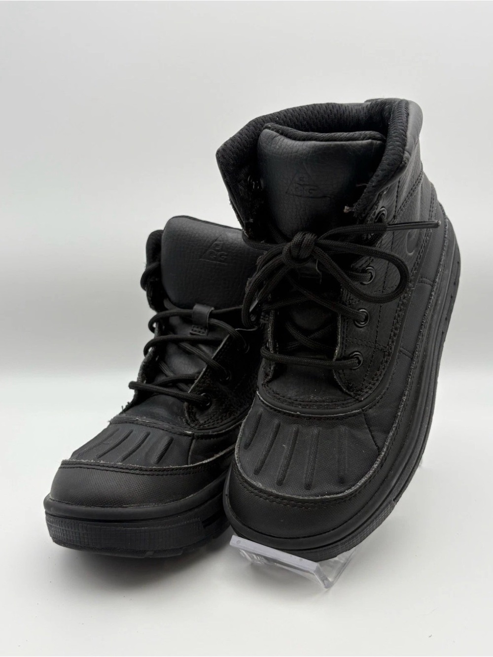 Nike ACG Kids Black High-Top Outdoor Boots